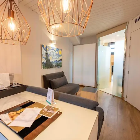 Fruela Hotel